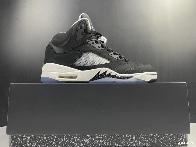 Jordan Air 5 “Oreo” CT4838-011 0117